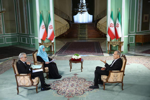 Iranian President Masoud Pezeshkian TEHRAN, IRAN - AUGUST 28: (----EDITORIAL USE ONLY – MANDATORY CREDIT - IRANIAN PRESIDENCY HANDOUT - NO MARKETING NO ADVERTISING CAMPAIGNS - DISTRIBUTED AS A SERVICE TO CLIENTS----) (RESTRICTIONS: No Access Israel Media Persian Language TV Stations Outside Iran Strictly No Access BBC Persian VOA Persian Manoto TV Iran International TV) Iranian President Masoud Pezeshkian addresses national and international policy matters during a live broadcast on state television in Tehran, Iran, on August 28, 2026. Iranian Presidency Handout Anadolu Tehran Iran. Editorial use only. Please get in touch for any other usage.  Copyright: x2026xAnadoluxIranianxPresidencyx xHandoutx