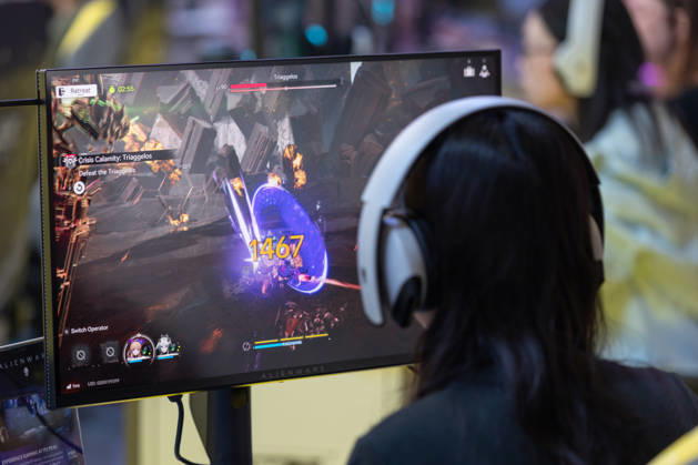 Gamescom 2026 in Cologne, August 28, 2026: A visitor tries out a game on a PC. Gamescom 2026, the world’s largest interactive entertainment event, will take place from August 26 to 30, 2026, at the Koelnmesse grounds in Cologne, Cologne-Deutz, North Rhine-Westphalia, Germany Copyright: xMarcxJohnx