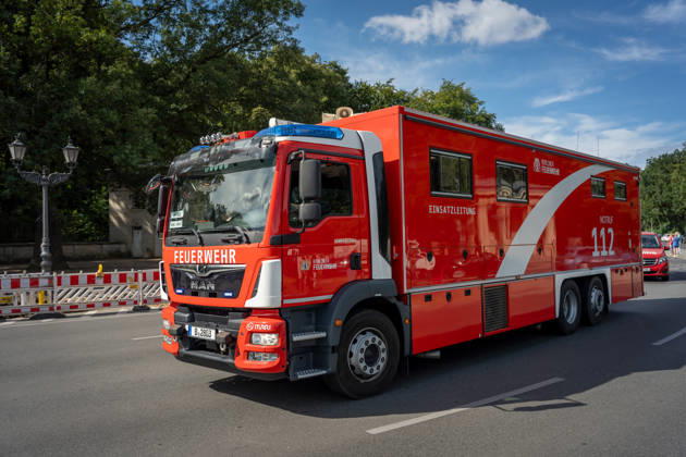 Vehicle parade, 175th anniversary, Berlin Fire Department, Berlin Fire Department vehicle parade, 175th anniversary, Großer Stern, Emergency number 112, Berlin, Germany