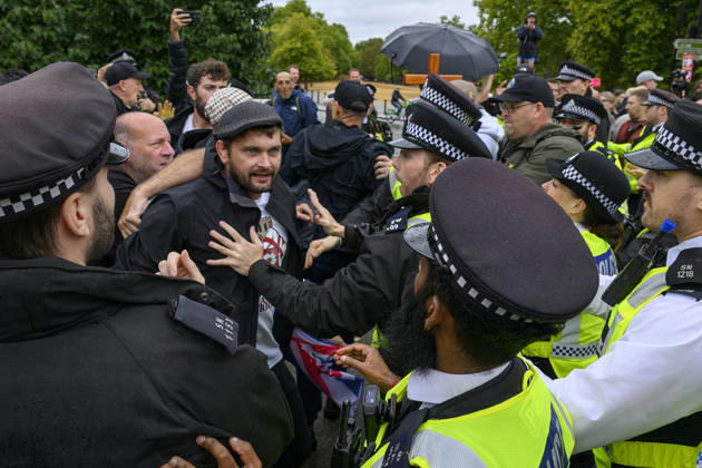 Stand Up To Racism Protest Against UKIP Demonstration LONDON, UNITED KINGDOM - AUGUST 29: Right wing UK Independence Party (UKIP) supporters clash with Stand Up To Racism counter-demonstrators during a Unite The People No to Sharia Law’ demonstration in London, United Kingdom on August 29, 2026 Ray Tang Anadolu London United Kingdom. Editorial use only. Please get in touch for any other usage. Copyright: x2026xAnadoluxRayxTangx