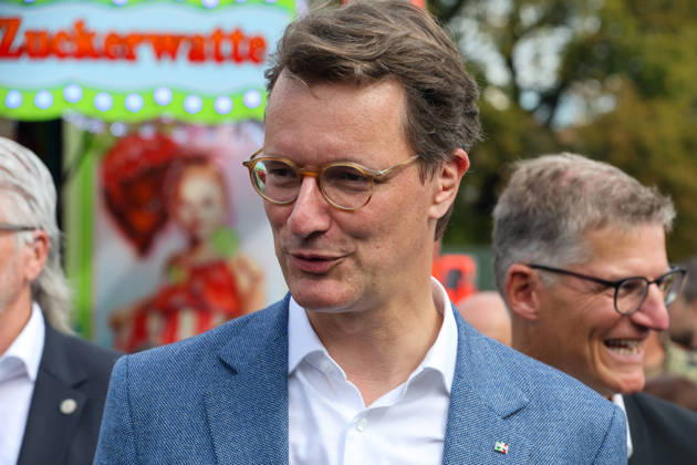 North Rhine-Westphalia Day 2026: Celebrations marking the state’s 80th anniversary in Münster. Hendrik Wüst (CDU), Minister President of North Rhine-Westphalia, visits the emergency services exhibition on Schlossplatz in Münster, North Rhine-Westphalia, Germany, Germany, August 29, 2026