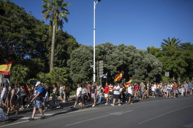 Peaceful demonstration organized by neighborhood associations in Ceuta. Dozens of people during a peaceful demonstration on August 29, 2026, in Ceuta, Spain. The demonstration, which was distinctly peaceful in nature, was organized by several neighborhood associations under the slogan Ceuta United, Ceuta at Peace Another march scheduled for tonight was ultimately canceled by its organizers to prevent people who incite violence from joining them, following warnings about the possible arrival of extremist groups. AUGUST 29, 2026, Ceuta, Spain  Copyright: xMarcosxMorenox 7737645