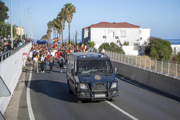 Peaceful demonstration organized by neighborhood associations in Ceuta: Dozens of people during a peaceful demonstration on August 29, 2026, in Ceuta, Spain. The demonstration, which was distinctly peaceful in nature, was organized by several neighborhood associations under the slogan Ceuta United, Ceuta at Peace. Another march planned for tonight was ultimately canceled by its organizers to prevent people who incite violence from joining them, after they were alerted to the possible arrival of extremist groups. AUGUST 29, 2026, Ceuta, Spain Copyright: xMarcosxMorenox 7737683