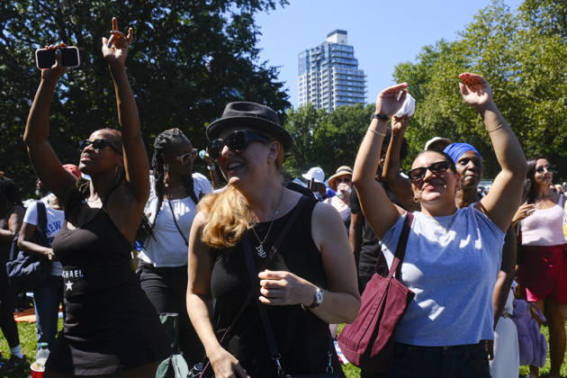 New York, NY: August 29th 2026-Thousands of New Yorkers attended the Spike Lee annual Michael Jackson Block party in Fort Greene Park.The free event featured DJ Spinna, with Jordan Brand joining as a sponsor. Katie Godowski Media Punch Copyright: xKatiexGodowski MediaxPunchx