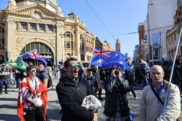 August 30, 2026, Melbourne, Victoria State, Australia: Far-right activists chant slogans during a far right March for Australia anti-immigration rally..Hundreds of supporters of the far-right group March for Australia marched through MelbourneÃ¢â‚¬â ¢s CBD as part of a demonstration focused on freedom of speech and political expression, while counter-protesters gathered separately to oppose the march and its political messages. March for Australia organisers called for the repeal of laws they say restrict political communication, an end to government censorship and constitutional protection for freedom of speech. Melbourne Australia - ZUMAs197 20260830_aaa_s197_031 Copyright: xYexMyoxKhantx