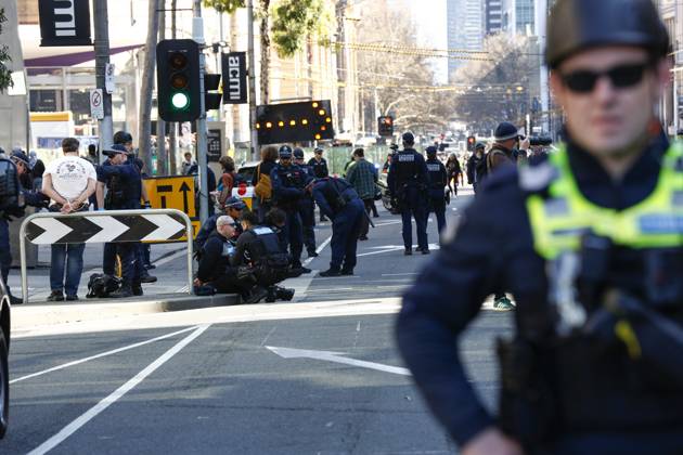 August 30, 2026, Melbourne, Victoria State, Australia: Victoria Police officers arrest a counter-protester during a demonstration in Melbourne..Hundreds of supporters of the far-right group March for Australia marched through MelbourneÃ¢â‚¬â ¢s CBD as part of a demonstration focused on freedom of speech and political expression, while counter-protesters gathered separately to oppose the march and its political messages. March for Australia organisers called for the repeal of laws they say restrict political communication, an end to government censorship and constitutional protection for freedom of speech. Melbourne Australia - ZUMAs197 20260830_aaa_s197_040 Copyright: xYexMyoxKhantx