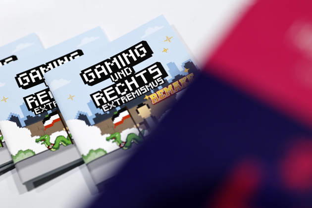 A brochure titled Gaming and Right-Wing Extremism: Remake on display at the Demokratie Leben organization s booth at Gamescom 26, the world s largest video game trade show, held at Koelnmesse. Featured image, stock photo: Cologne, August 30, 2026, North Rhine-Westphalia, Germany Copyright: xChristophxHardtx
