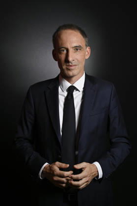 Raphael Glucksmann on Franc Jeu - Paris Raphael Glucksmann poses for pictures ahead of an interview for Franc Jeu on France 2 channel in Paris, France on August 30, 2026. Photo by Stephane Le Tellec ABACAPRESS.COM Paris France  Copyright: xLexTellecxStephane ABACAx