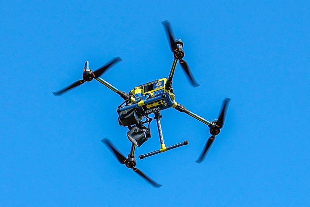 75 Years of the Federal Police: Community Festival Hosted by the Federal Police Headquarters in Hanover; Demonstration of Federal Police Drones; In the Air; In Flight; Hanover; Federal Police Headquarters in Hanover, Lower Saxony, Hanover Region, Germany