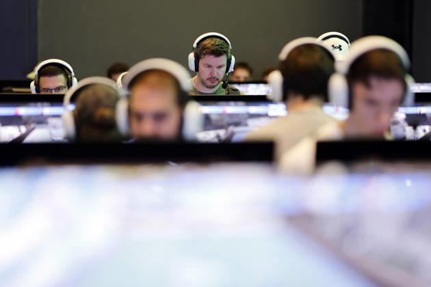 Visitors try out new video and computer games on screens at Gamescom 26, the world s largest computer game trade show, at Koelnmesse. Featured image, stock photo. Cologne, August 30, 2026. North Rhine-Westphalia, Germany Copyright: xChristophxHardtx