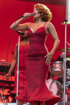 Raye performs at Leeds Festival Raye performs at Leeds Festival 2026, Bramham Park, Leeds, 30th August 2026, Credit:Mike Gray MIKE GRAY - B4227 Avalon  Copyright: xMikexGrayx xMIKExGRAYx-xB4227x xAvalonx 1129398081