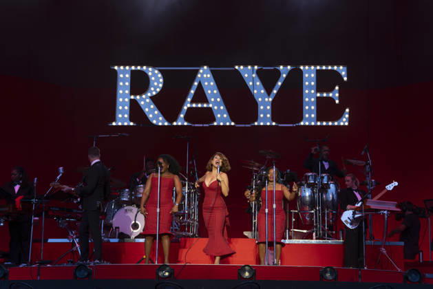 Raye performs at Leeds Festival Raye performs at Leeds Festival 2026, Bramham Park, Leeds, 30th August 2026, Credit:Mike Gray MIKE GRAY - B4227 Avalon  Copyright: xMikexGrayx xMIKExGRAYx-xB4227x xAvalonx 1129398188