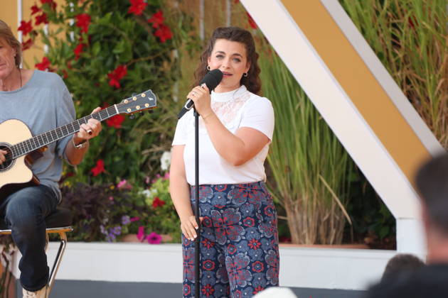 Ronja Forcher on the ARD TV show *Immer wieder sonntags* at Europa-Park Rust, August 30, 2026 Copyright: xAgenturxMatthiasxWehnertx xM.xGränzdörferx