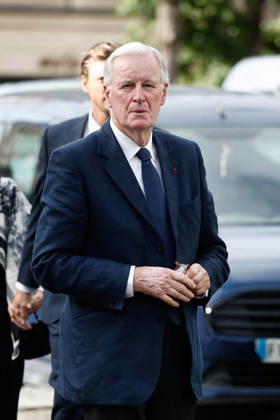 Michel Barnier Arrives at the funeral of Nicolas Altmayer at theChurch of Saint Germain des Prés in Paris on August 31, 2026 Dominique Jacovides Cyril Moreau Bestimage Arrival at the funeral of Nicolas Altmayer at the Church of Saint Germain des Prés in Paris on August 31, 2026 Paris, France  Copyright: xJACOVIDES-MOREAUx xBESTIMAGExJACOVIDES-MOREAUx xBESTIMAGEx