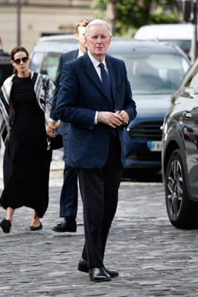 Michel Barnier Arrives at the funeral of Nicolas Altmayer at theChurch of Saint Germain des Prés in Paris on August 31, 2026 Dominique Jacovides Cyril Moreau Bestimage Arrival at the funeral of Nicolas Altmayer at the Church of Saint Germain des Prés in Paris on August 31, 2026 Paris, France  Copyright: xJACOVIDES-MOREAUx xBESTIMAGExJACOVIDES-MOREAUx xBESTIMAGEx