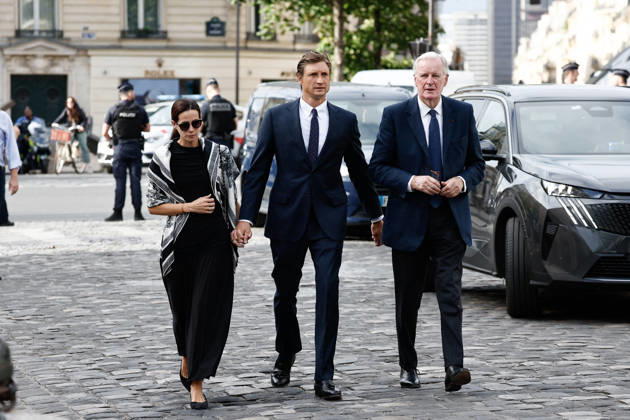 Michel Barnier and his son Nicolas Barnier arrive at the funeral of Nicolas Altmayer at theChurch of Saint-Germain-des-Prés in Paris on August 31, 2026. Dominique Jacovides, Cyril Moreau, Bestimage. Arrival at the funeral of Nicolas Altmayer at the Church of Saint-Germain-des-Prés in Paris on August 31, 2026. Paris, France  Copyright: xJACOVIDES-MOREAUx xBESTIMAGExJACOVIDES-MOREAUx xBESTIMAGEx