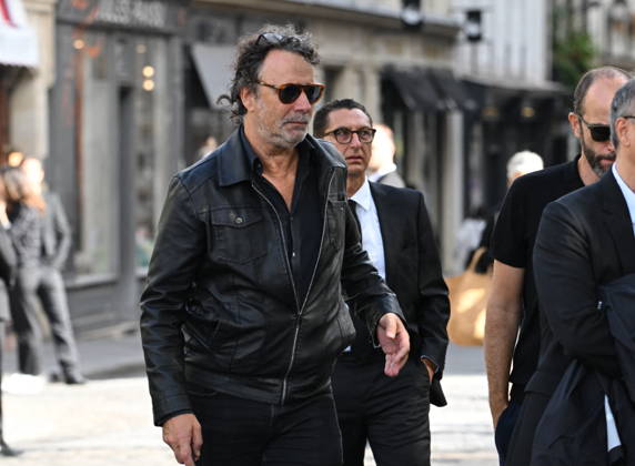 Nicolas Altmayer Funeral - Paris Christophe Carrière during the funeral of French film producer Nicolas Altmayer at Saint Germain des Pres church in Paris, France on August 31, 2026. He was the co-founder of Mandarin Compagnie, and died in a car accident with his partner, Dior executive Mathilde Favier on August 17, aged 61 and 57, respectively. Photo by Florian Poitout ABACAPRESS.COM Paris France  Copyright: xPoitoutxFlorian ABACAx