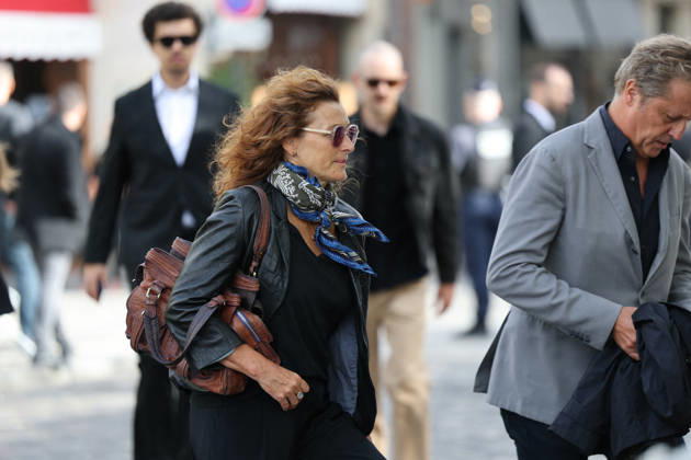 Nicolas Altmayer Funeral - Paris Guests and relatives during the funeral of French film producer Nicolas Altmayer at Saint Germain des Pres church in Paris, France on August 31, 2026. He was the co-founder of Mandarin Compagnie, and died in a car accident with his partner, Dior executive Mathilde Favier on August 17, aged 61 and 57, respectively. Photo by Raphael Lafargue ABACAPRESS.COM Paris France  Copyright: xLafarguexRaphael ABACAx
