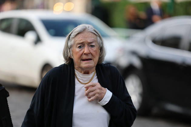 Nicolas Altmayer Funeral - Paris Guests and relatives during the funeral of French film producer Nicolas Altmayer at Saint Germain des Pres church in Paris, France on August 31, 2026. He was the co-founder of Mandarin Compagnie, and died in a car accident with his partner, Dior executive Mathilde Favier on August 17, aged 61 and 57, respectively. Photo by Raphael Lafargue ABACAPRESS.COM Paris France  Copyright: xLafarguexRaphael ABACAx