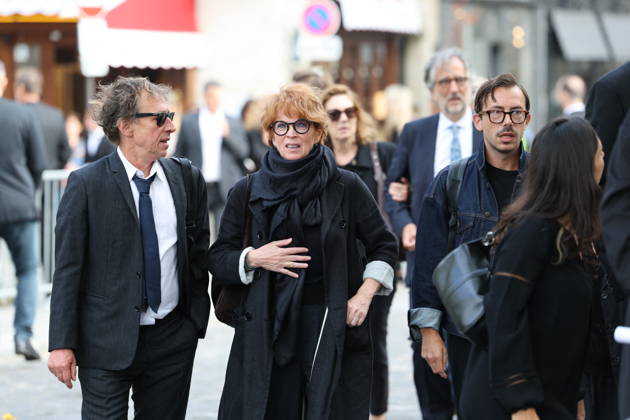 Nicolas Altmayer Funeral - Paris Ariane Toscan du Plantier during the funeral of French film producer Nicolas Altmayer at Saint Germain des Pres church in Paris, France on August 31, 2026. He was the co-founder of Mandarin Compagnie, and died in a car accident with his partner, Dior executive Mathilde Favier on August 17, aged 61 and 57, respectively. Photo by Raphael Lafargue ABACAPRESS.COM Paris France  Copyright: xLafarguexRaphael ABACAx