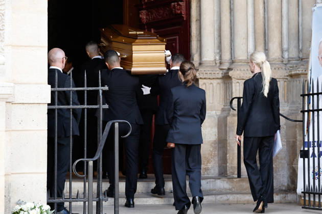 The Coffin: Arrivals at the Funeral of Nicolas Altmayer at theChurch of Saint Germain des Prés in Paris on August 31, 2026 Dominique Jacovides Cyril Moreau Bestimage Arrival at the funeral of Nicolas Altmayer at the Church of Saint Germain des Prés in Paris on August 31, 2026 Paris, France  Copyright: xJACOVIDES-MOREAUx xBESTIMAGExJACOVIDES-MOREAUx xBESTIMAGEx