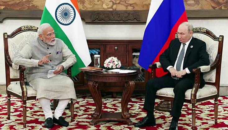 RECORD DATE NOT STATED Bilateral Talks Between PM Modi & President Vladimir Putin Bishkek Kyrgyzstan , Aug 31 (ANI): Prime Minister Narendra Modi and Russian President Vladimir Putin hold bilateral talks on the sidelines of the Shanghai Cooperation Organization (SCO) summit, in Bishkek on Monday. (DD ANI Video Grab) Bishkek Kyrgyzstan Copyright: xANIx ANI_20260831424
