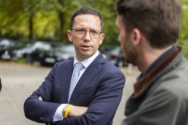 Falko Mohr, Lower Saxony’s Minister of Science and Culture, in Osnabrück at the invitation of mayoral candidate Robert Alferink; invitation to tour a student housing complex operated by the Osnabrück Student Services Organization; August 31, 2026; SPD Osnabrück election campaign