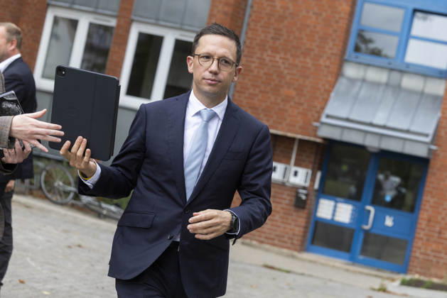 Falko Mohr, Lower Saxony’s Minister of Science and Culture, in Osnabrück at the invitation of mayoral candidate Robert Alferink; invitation to tour a student housing complex operated by the Osnabrück Student Services Organization; August 31, 2026; SPD Osnabrück election campaign