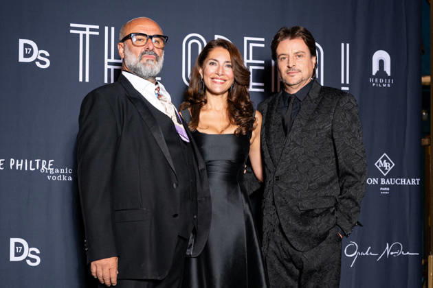 Davide Livermore, Caterina Murino, and Paolo Gep Cucco at the premiere of the film *The Opera* at the Folies Bergère in Paris on August 31, 2026. Pierre Perusseau, Bestimage. Premiere of the film *The Opera* at the Folies Bergère in Paris on August 31, 2026. Paris, France  Copyright: xPierrexPerusseaux xBestimagexPierrexPerusseaux xBestimagex