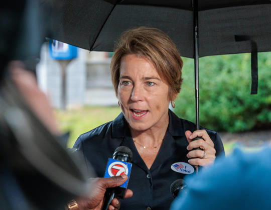 September 1, 2026, Arlington, Massachusetts, USA: Massachusetts Governor MAURA HEALEY speaks to reporters after voting in the September 1, 2026 state primary election in Arlington, Massachusetts. Arlington USA - ZUMAs379 20260901_znp_s379_009 Copyright: xDavexShrewsburyx