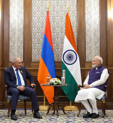 September 1, 2026, Bishkek, Kyrgyzstan: Indian Prime Minister Narendra Modi, right, chats with Armenian President Nikol Pashinyan, left, during their bilateral meeting on the sidelines of the SCO Summit, August 31, 2026, in Bishkek, Kyrgyzstan. Bishkek Kyrgyzstan - ZUMAp138 20260901_zaa_p138_015 Copyright: xPib PressxInformationx