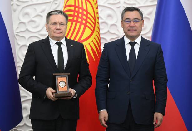 Kyrgyzstan Russia 9233057 01.09.2026 Kyrgyz President Sadyr Japarov awards Rosatom State Atomic Energy Corporation Director General Alexey Likhachev the Dostuk Order on the sidelines of the Shanghai Cooperation Organization (SCO) summit in Bishkek, Kyrgyzstan. Kristina Solovyova Sputnik Bishkek Kyrgyzstan  Copyright: xKristinaxSolovyovax