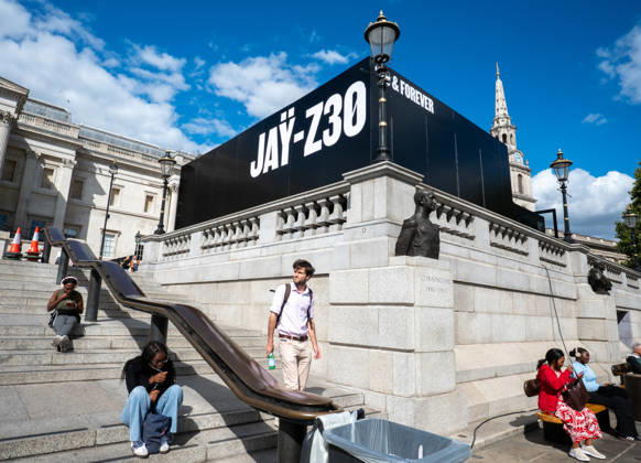 JAY-Z30 Pop Up Art Installation London, UK - 01 Sep 2026 People seen on stairs near the JAY-Z30 installation, in Trafalgar Square. An immersive Jay-Z30 installation will be displayed in Trafalgar Square, London, from September 1 to 5, celebrating the rapper’s upcoming Jay-Z 30 tour and two concerts at Tottenham Hotspur Stadium from September 4 to 5. Marking 30 years since his debut album, Reasonable Doubt, and 25 years since The Blueprint, visitors walked through and past the art installation, which featured vintage televisions screening music videos, performances and period programming, while others waited in line to purchase merchandise. London United Kingdom Copyright: xJamesxWilloughbyx xSOPAxImagesx JWILLOUGHBY_3224