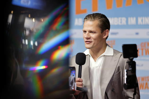 Actor Max von der Groeben at the NRW premiere of *Das gewisse Etwas* at the Cinedom movie theater in Cologne, Cologne, September 1, 2026, NRW, Germany Copyright: xChristophxHardtx