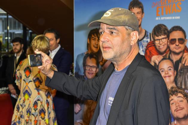 ABB Das gewisse Etwas Director Marc Rothemund Makes a Guest Appearance on the Red Carpet at the NRW Kino Film Premiere of Das gewisse Etwas at the Cinedom Theater on September 1, 2026, in Cologne, NRW, Germany