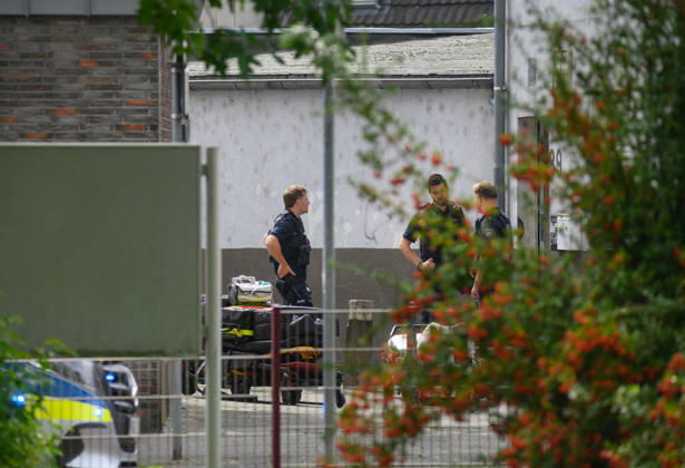 Goch, Muehlenstrasse: Stabbing Involving Several People Goch, Muehlenstrasse: Stabbing Involving Several People Numerous ambulances and a rescue helicopter on the scene Emergency response update, Goch, North Rhine-Westphalia, Germany