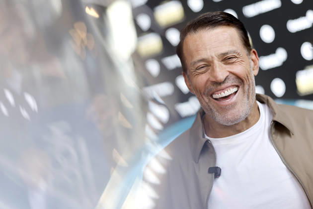 Motivational speaker Tony Robbins at the German premiere of his film *Unlocked: The Coaching System Behind the Legend* at Cinedom in Cologne, September 2, 2026, North Rhine-Westphalia, Germany Copyright: xChristophxHardtx