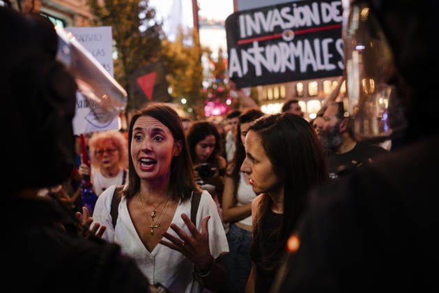 Rally in Madrid Against Racism in Ceuta: Podemos Secretary-General Ione Belarra d and Political Secretary and Member of the European Parliament Irene Montero i during a rally against racism in Ceuta, in Plaza de Callao, on September 2, 2026, in Madrid, Spain. The Madrid Internationalist Assembly has organized this protest under the slogan Let’s Put a Stop to Racism. SEPTEMBER 2, 2026 CEUTA DAY PROTEST RALLY MIGRANTS IMMIGRANTS SUPPORT SOLIDARITY CRISIS MIGRATION CRISIS HUMANITARIAN CRISIS RACISM ANTI-RACISM Madrid Madrid, Spain  Copyright: xMateoxLanzuelax 7745288