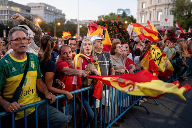 Madrid Holds Rally in Support of the People of Ceuta: Dozens of people gathered at a rally in solidarity with Ceuta on September 2, 2026, in Madrid, Spain. Coinciding with Ceuta Day, more than 260 Spanish municipalities have been called upon to show their support for the people of Ceuta in the face of the migration crisis caused by the arrival of more than 70,000 migrants across the border with Morocco. The demonstrations are part of the For Ceuta initiative, backed by the Spanish Federation of Municipalities and Provinces (FEMP). SEPTEMBER 2, 2026 CEUTA DAY PROTEST RALLY MIGRANTS IMMIGRANTS FEMP SUPPORT SOLIDARITY MIGRATION CRISIS CRISIS HUMANITARIAN CRISIS Madrid Madrid Spain  Copyright: xGabrielxLuengasx 7745307