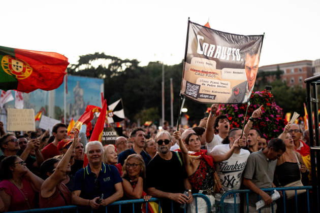 Madrid Holds Rally in Support of the People of Ceuta: Dozens of people gathered at a rally in solidarity with Ceuta on September 2, 2026, in Madrid, Spain. Coinciding with Ceuta Day, more than 260 Spanish municipalities have been called upon to show their support for the people of Ceuta in the face of the migration crisis caused by the arrival of more than 70,000 migrants across the border with Morocco. The demonstrations are part of the For Ceuta initiative, backed by the Spanish Federation of Municipalities and Provinces. SEPTEMBER 2, 2026 CEUTA DAY PROTEST RALLY MIGRANTS IMMIGRANTS FEMP SUPPORT SOLIDARITY MIGRATION CRISIS CRISIS HUMANITARIAN CRISIS Madrid Madrid Spain  Copyright: xGabrielxLuengasx 7745329