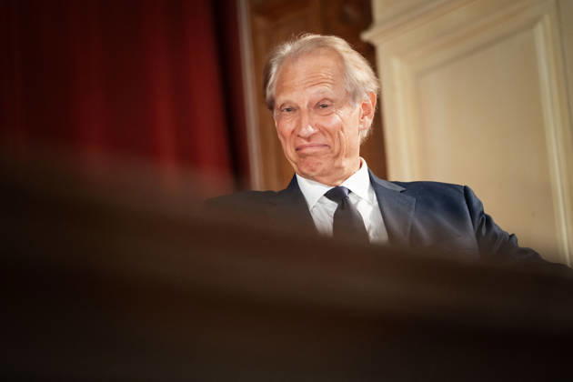 Debate between Ruffin and De Villepin organized by Liberation – Paris AJ Former French Prime Minister and founder of the party La France Humaniste Dominique de Villepin during a debate organized by the French daily newspaper « Liberation » in partnership with the rolling news channel BFM TV held at the Climate Academy (Academie du climat, l’academie du climat) in Paris, France, on September 2, 2026, in the context of the 2027 presidential election. Photo by Alexis Jumeau ABACAPRESS.COM Paris France  Copyright: xJumeauxAlexis ABACAx