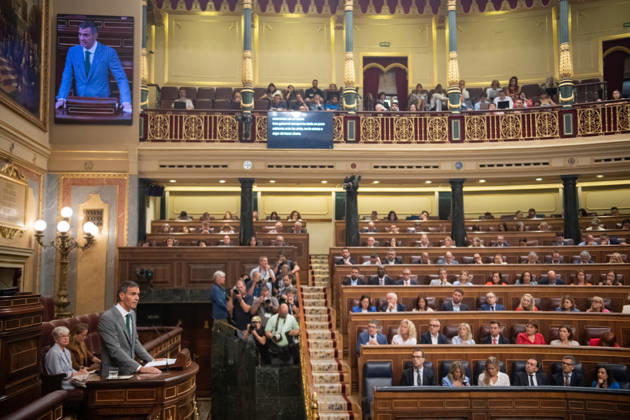 Sánchez Appears Before Congress to Report on the Government’s Response to the Migration Crisis in Ceuta Prime Minister Pedro Sánchez speaks during a plenary session of the Congress of Deputies on September 3, 2026, in Madrid, Spain. Sánchez appears before the full Congress this Thursday to report on the government’s response to the events that have taken place in Ceuta since July 30 and on the current situation in the autonomous city. SEPTEMBER 3, 2026 Fernando Sá Madrid, Madrid, Spain  Copyright: xFernandoxSanchezx 7746012