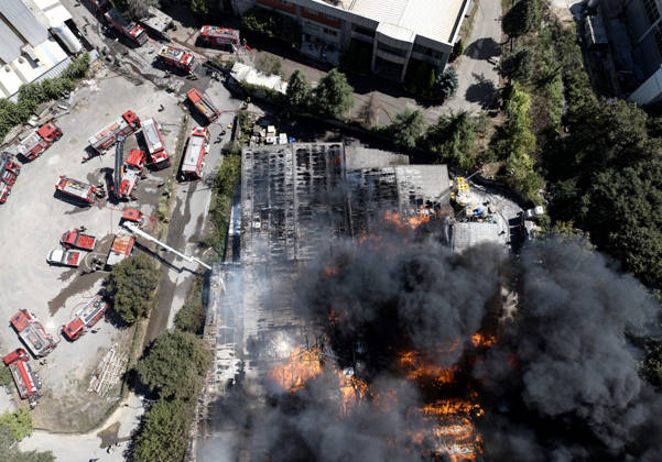 Large fire breaks out at commercial warehouse in Tuzla, Istanbul ISTANBUL, TURKIYE - SEPTEMBER 3: An aerial view of the scene where firefighters battle a large-scale fire that broke out at a logistics warehouse in the Tuzla district of Istanbul, Turkiye, on September 3, 2026. Azer Sude Akcay Anadolu Istanbul Turkey. Editorial use only. Please get in touch for any other usage.  Copyright: x2026xAnadoluxAzerxSudexAkcayx