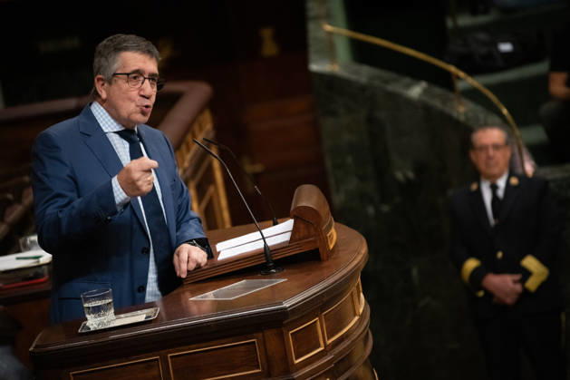 Sánchez Appears Before Congress to Report on the Government’s Response to the Migration Crisis in Ceuta PSOE Spokesperson in Congress, Patxi López, speaks during a plenary session in the Congress of Deputies on September 3, 2026, in Madrid, Spain. Sánchez is appearing before the full Congress this Thursday to report on the executive branch’s handling of the events that have taken place in Ceuta since July 30 and on the current situation in the autonomous city. SEPTEMBER 3, 2026. Fernando Sá. Madrid, Spain.  Copyright: xFernandoxSanchezx 7746396