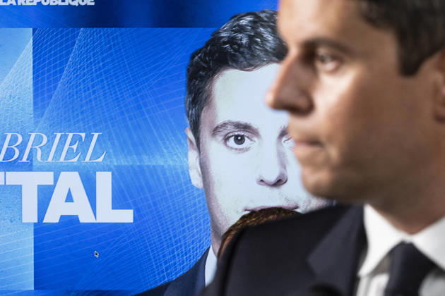 Gabriel Attal Present His Campaign Team - Paris General Secretary of French centrist party Renaissance and upcoming presidential election candidate Gabriel Attal during a press conference to present his campaign team (back) at the Renaissance headquarters in Paris on September 3, 2026. Photo by Eliot Blondet ABACAPRESS.COM Paris France France  Copyright: xBlondetxEliot ABACAx