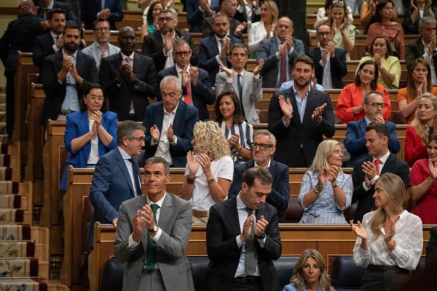 Sánchez Appears Before Congress to Report on the Government’s Response to the Migration Crisis in Ceuta The PSOE caucus applauds while the Second Vice President and Minister of Labor and Social Economy, Yolanda Díaz, remains seated during a plenary session in the Congress of Deputies on September 3, 2026, in Madrid, Spain. Sánchez is appearing before the full Congress this Thursday to report on the government’s handling of the events that have taken place in Ceuta since July 30 and on the current situation in the autonomous city. SEPTEMBER 3, 2026 Fernando Sá Madrid, Madrid, Spain  Copyright: xFernandoxSanchezx 7746595