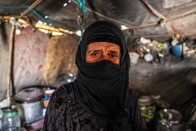 News Bilder des Tages Displaced Syrians endure harsh conditions in Raqqa camps RAQQA, SYRIA - SEPTEMBER 3: Thousands of people forcibly displaced from various regions of Syria due to attacks by the ousted Assad regime and the terrorist group Daesh (ISIS) continue to live under severe conditions in camps across Raqqa province, Syria on September 3, 2026. Around 10,000 displaced individuals who fled the violence and settled in the Sehla al-Banat and Yunani camps are struggling to survive in makeshift tents lacking basic essential services Abdulrhman El Ali Anadolu Raqqa Syria. Editorial use only. Please get in touch for any other usage.  Copyright: x2026xAnadoluxAbdulrhmanxElxAlix