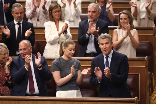 Sánchez Appears Before Congress to Report on the Government’s Response to the Migration Crisis in Ceuta The president of the People’s Party, Alberto Núnez Feijóo, is applauded by the PP caucus after his remarks during a plenary session in the Congress of Deputies on September 3, 2026, in Madrid, Spain. Sánchez is appearing this Thursday before the full Congress to report on the executive branch’s handling of the events that have taken place in Ceuta since July 30 and on the current situation in the autonomous city. SEPTEMBER 3, 2026 Madrid, Madrid, Spain  Copyright: xEduardoxParrax 7746792