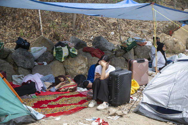 Women and children wait at the gates of La Hípica to be taken in. Several migrant women wait at the gates of the La Hípica Equestrian Center in Ceuta on September 3, 2026, in Ceuta, Spain. Dozens of migrant women with their children are waiting in makeshift camps to be housed at the La Hípica Equestrian Center. On August 31, the center began receiving migrant women and girls who had been living in various temporary settlements throughout the city, as part of the initiative launched to dismantle these camps and transfer their occupants to temporary shelter facilities set up by the authorities. SEPTEMBER 3, 2026 PIXELATED MIGRATION CRISIS Ceuta Ceuta, Spain  Copyright: xMarcosxMorenox 7747036