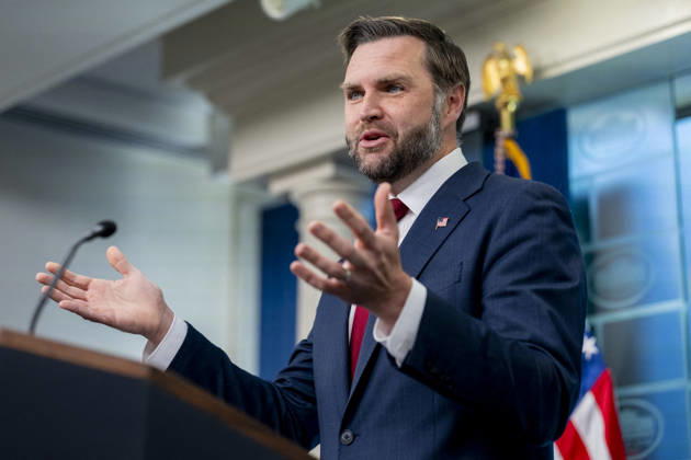 Vice President JD Vance Hosts Press Briefing Vice President JD Vance briefs members of the media in the press room of the White House in Washington DC on Thursday, September 3, 2026. It is the first White House press briefing in 42 days with Vance speaking in place of a press secretary — a position that remains vacant after Karoline Leavitt s recent departure. Photo by Daniel Heuer Pool ABACAPRESS.COM WASHINGTON DC United States  Copyright: xPool ABACAx